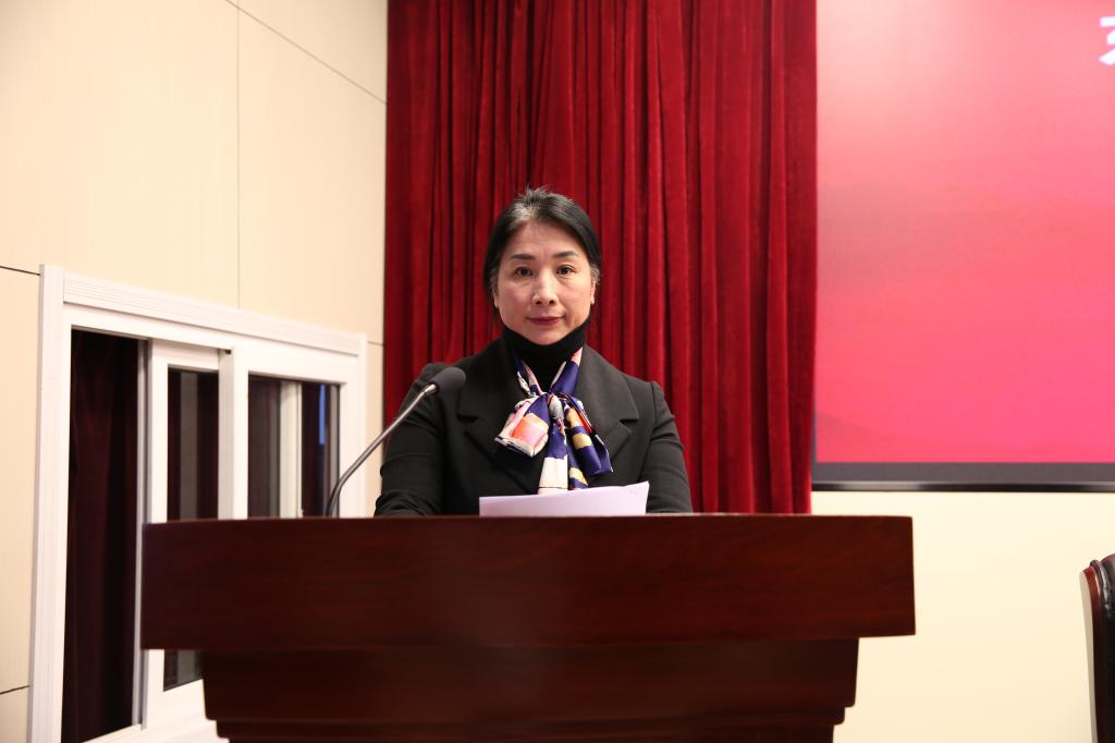 副院长白玉华作报告学院党委书记李友善作总结讲话学院党委书记李友善