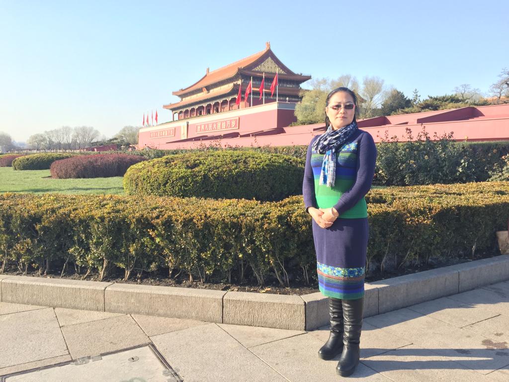 吴玲