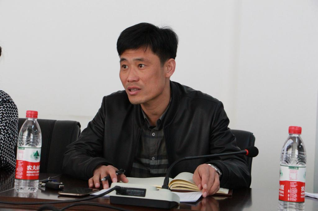 徐国峰主持启动仪式