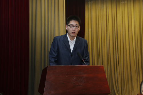 生命科学学院2009级本硕博连读班王乐韵同学代表获奖同学发言