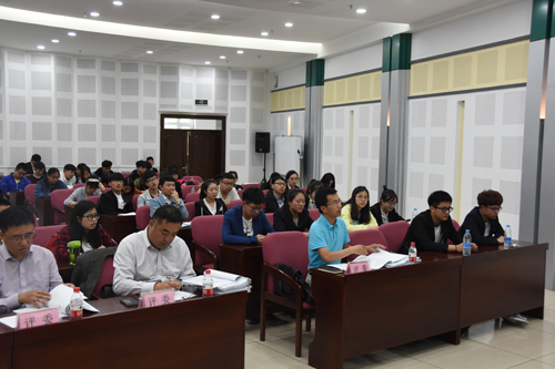哲学社科类答辩会现场