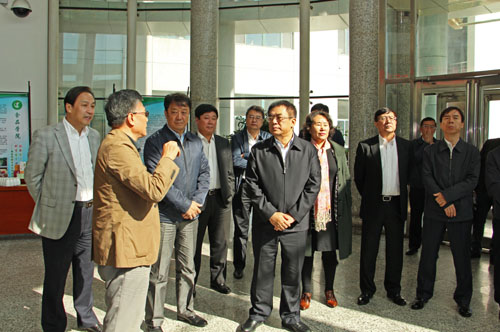 我校与大庆市签订市校共建合作协议