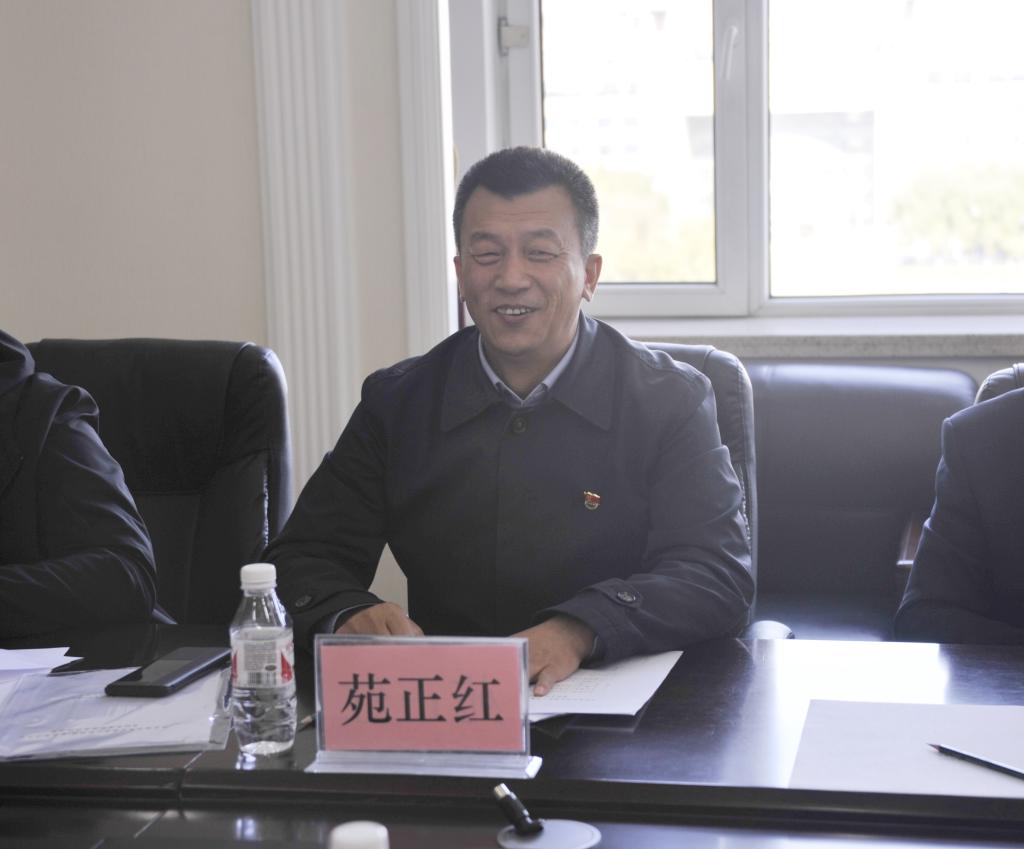 甘南县县长苑正红来校推进校地合作落实